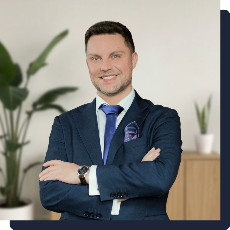 zamieszkane-pl-nieruchomosci-wroclaw-o-nas-rafał-mazurkiewicz